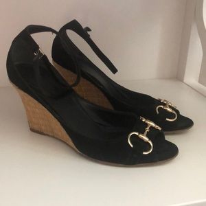 Gucci sandals gold horse bit size 7